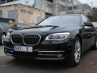 BMW 7 Series foto 1