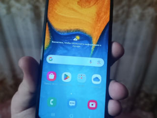 Samsung A20E.  32gb