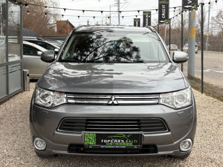 Mitsubishi Outlander foto 2