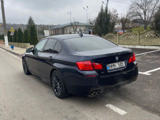 BMW 5 Series foto 10