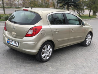 Opel Corsa foto 4