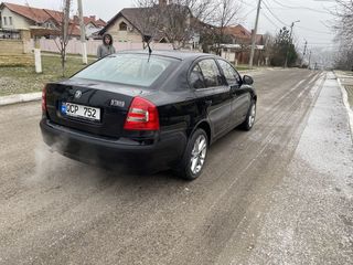 Skoda Octavia foto 2