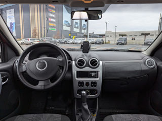 Dacia Logan foto 8