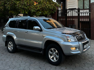 Toyota Land Cruiser Prado foto 3