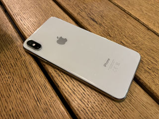 iPhone Xs Max (Full Box)