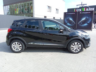 Renault Captur foto 2