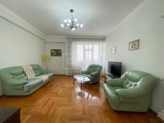 Apartament cu 2 camere, 85 m², Centru, Chișinău foto 4