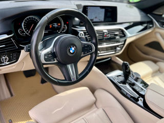 BMW 5 Series foto 5