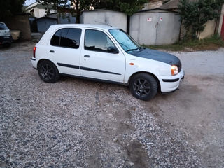 Nissan Micra foto 5