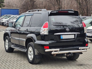 Toyota Land Cruiser Prado foto 5