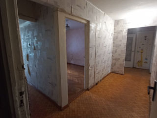 Apartament cu 3 camere, 72 m², Botanica, Chișinău foto 1