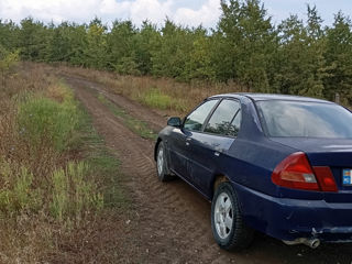 Mitsubishi Lancer foto 5