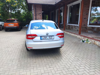 Skoda Superb foto 3