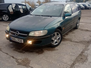 Opel Omega foto 3