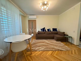 Apartament cu 2 camere, 55 m², Centru, Chișinău