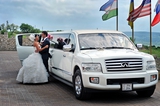 Большой выбор свадебных лимузинов. цены от 300 лей до 80 евро в час foto 5