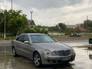 Mercedes E-Class foto 7