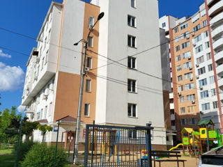 3-х комнатная квартира, 131 м², Рышкановка, Кишинёв