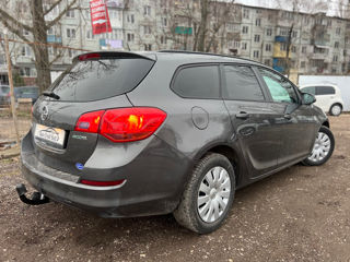 Opel Astra foto 2