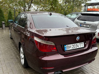 BMW 5 Series foto 9