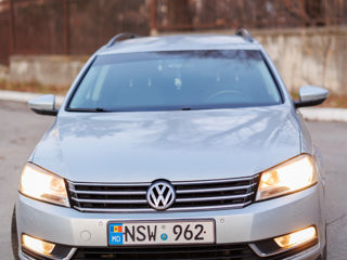 Volkswagen Passat foto 3