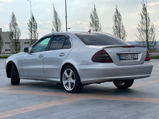 Mercedes E-Class foto 4