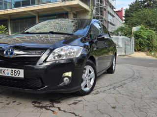 Toyota Auris foto 1