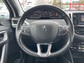 Peugeot 2008 foto 8