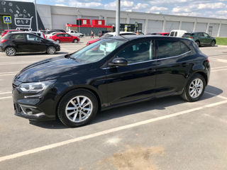 Renault Megane foto 2