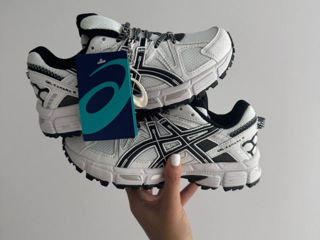 Asics Gel Kahana 8 White Black Unisex 36-43