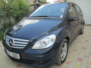 Mercedes B Class foto 1