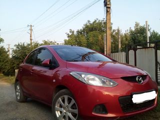 Mazda 2 foto 1