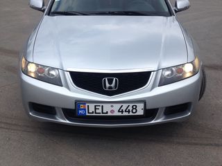 Honda Accord foto 3