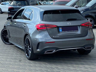 Mercedes A-Class foto 5