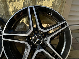 Mercedes OEM AMG 5 Twin Spoke R18 foto 2