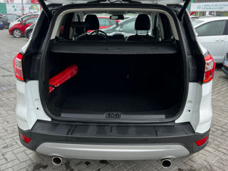 Ford Kuga foto 16