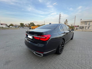 BMW 7 Series foto 6