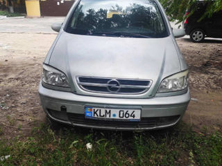 Opel Zafira foto 4