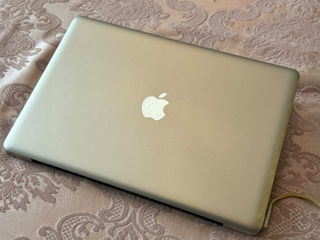 MacBook PRO 15(Core i7; 8Gb; 2 videocartele). Doar 4000 lei foto 2