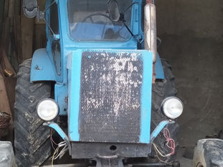 Vând Tractor T40 foto 5