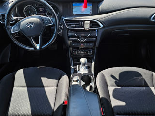 Infiniti Q30 foto 6