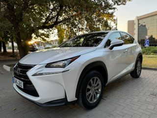 Lexus NX Series foto 1