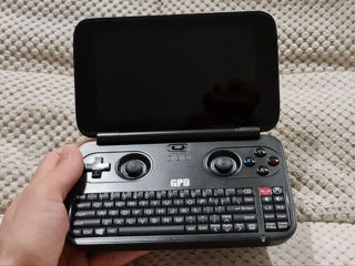 Компьютер-приставка GPD WIN 1 - помешается в карман