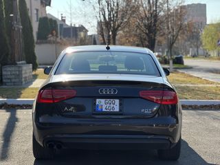 Audi A4 foto 5