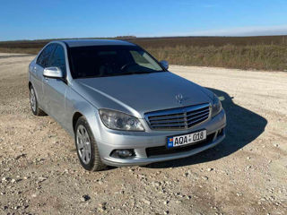 Mercedes C-Class foto 4