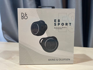 Bang & Olufsen E8 Sport - Noi, Sigilate