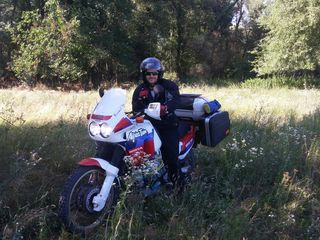 Honda XRV 750 Africa Twin foto 2