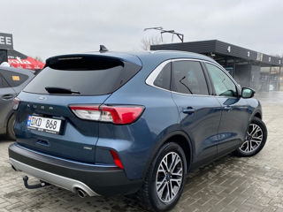 Ford Kuga foto 2