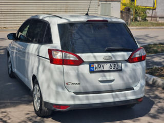 Ford Grand C-MAX foto 2