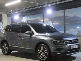 Volkswagen Tiguan foto 1